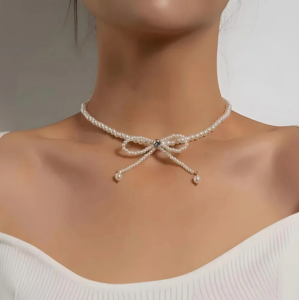 Pearl Bow Necklace Silver - Picture 1 of 5